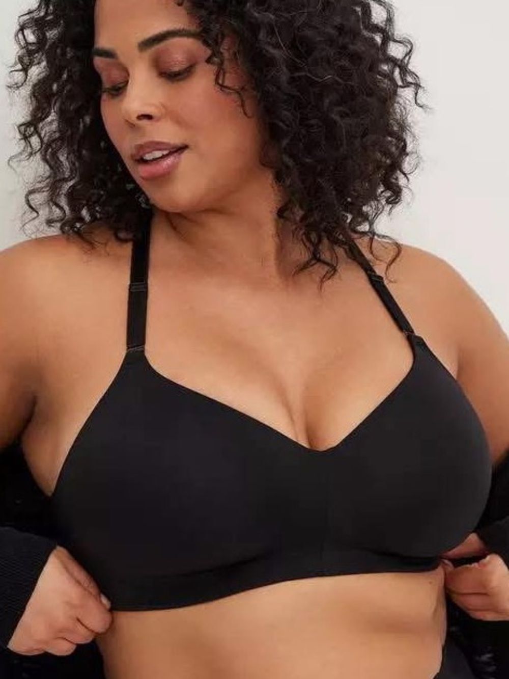 Torrid Black Dream Wire Free Lace Cross Back Bra 40B
